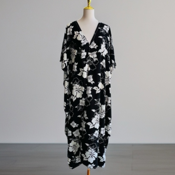 0112/ Black Hibiscus Flower pattern Kaftan - Picture 6 of 10